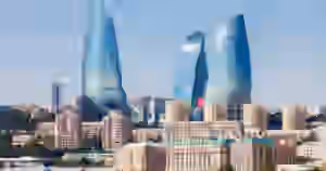 Prílet do Baku, Bakinský obed, pešia exkurzia po Baku - staré mesto a Nové mesto, tradičná večera — fotografia 4